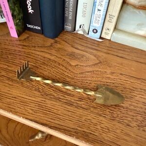 Vintage Brass Shovel Rake Back Scratcher 5" Comb Zen Sand Garden Fork